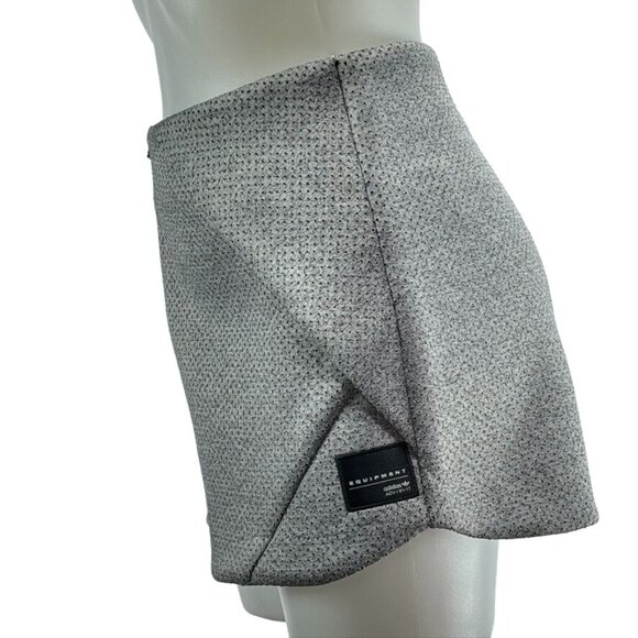 ADIDAS Women's Shorts Polyester Grey High Rise Athletic Zipper Breathable Size L - Picture 2 of 9